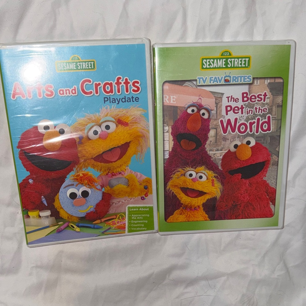 Sesame Street Bundle of DVD Set Arts and Crafts & The Best Pet In the World